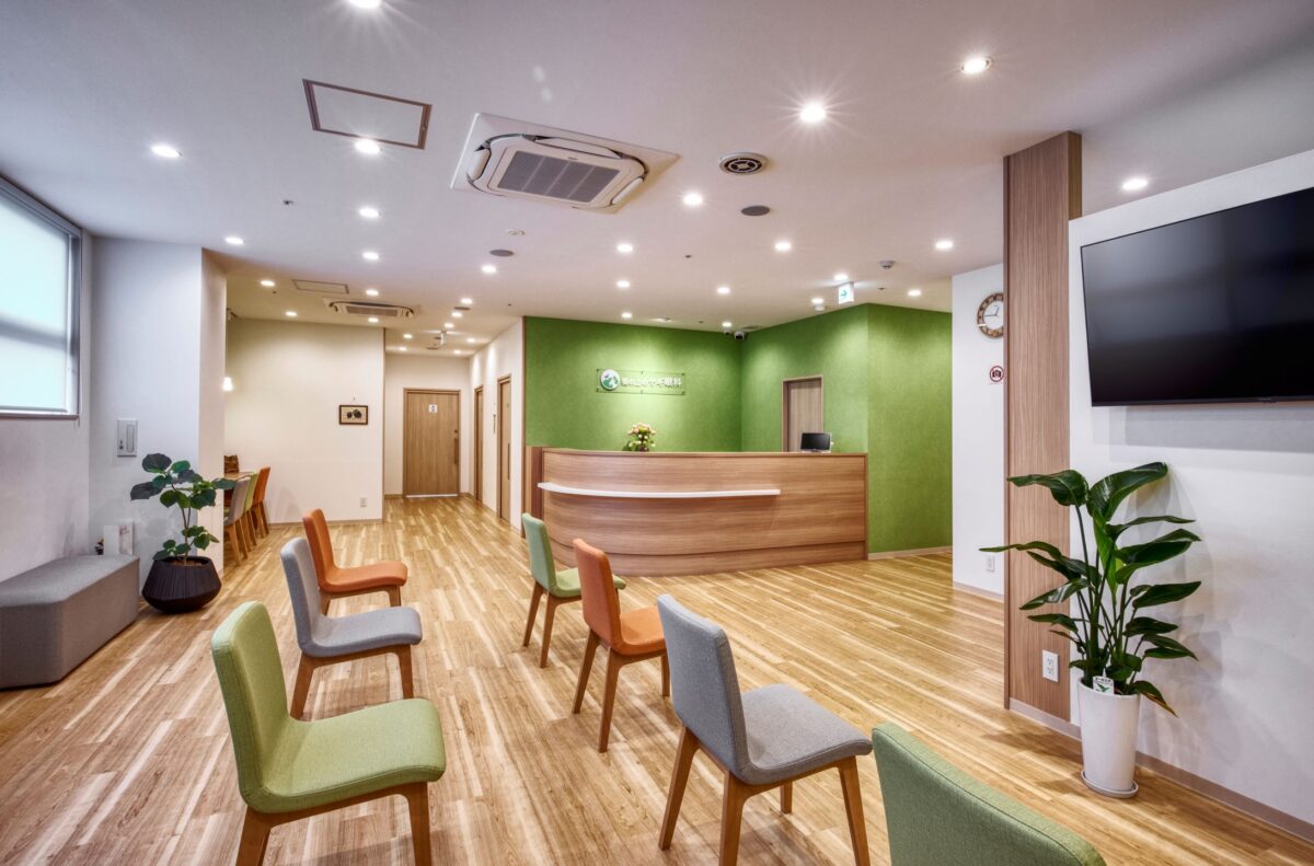 坂の上のヤギ眼科様