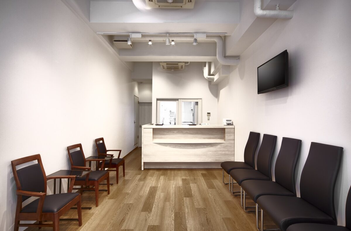 レジーナ薬局外苑前店様